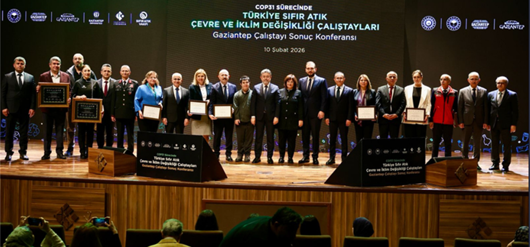 BAKAN YUMAKLI, GAZİANTEP'TE "SIFIR ATIK ÇALIŞTAYI SONUÇ KONFERANSI"NA KATILDI